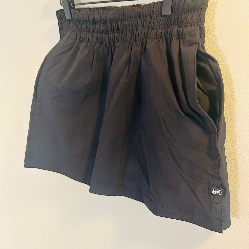 REI Co-Op Active Pursuits Skort Size Small Black Skirt Summer Outdoors Pockets - Picture 3 of 11